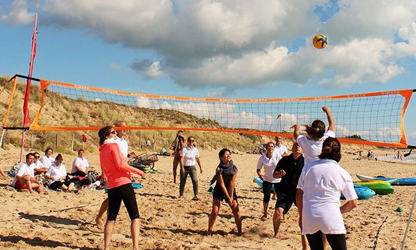Beachvolleyball-Turniere Aktivität auf dem Campingplatz Sunelia Zwischenspiel