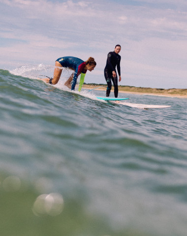 Pop-Surf-Coaching, Campingplatz in Meeresnähe für Wassersportaktivitäten auf der Ile de Ré